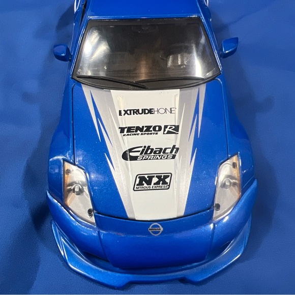 Maisto  Import Racer Diecast Nissan 350Z 1:24 Rare - Picture 2 of 6